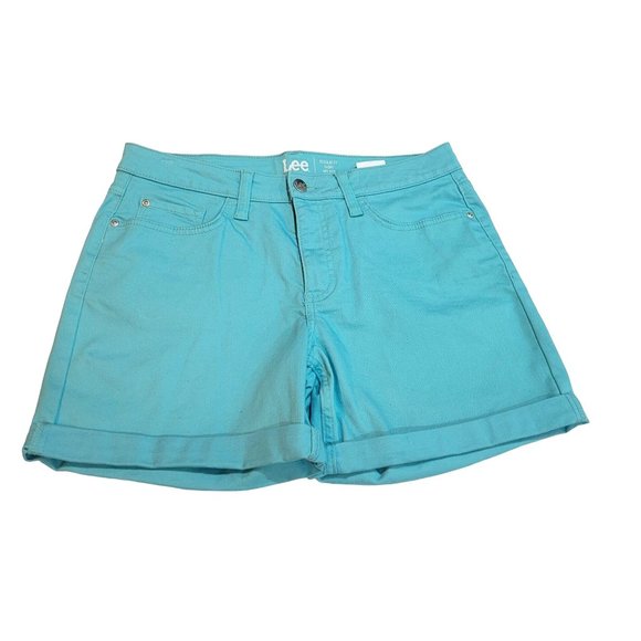 Lee Shorts Size 8 Womens Mid Rise Never Worn Light Blue Waist 32" Cuffed NWOT - Picture 1 of 6
